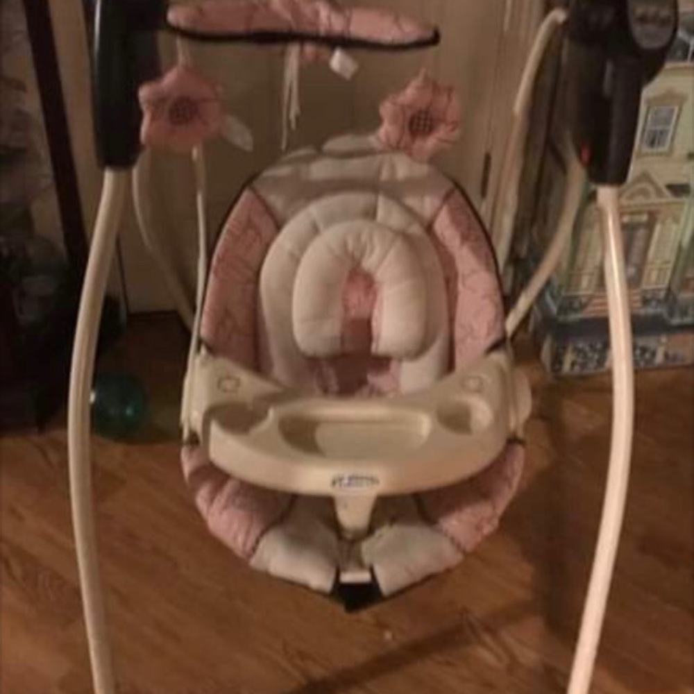 Baby swing